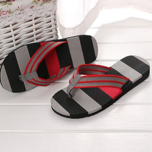 Load image into Gallery viewer, Summer Men Slippers Stripe Flip Flops Men Bathroom Home Slippers Fashion Outside Beach Slippers for Male Men Leisure Flip Flops