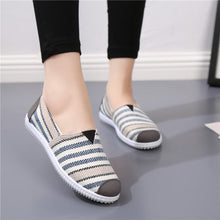 Load image into Gallery viewer, Femmes Chaussures Plates Women Soft &amp; Comfortable Slip on Canvas Flat Shoes Lady Cute Sweet Ballet Dance Shoes Cool Shoes E214